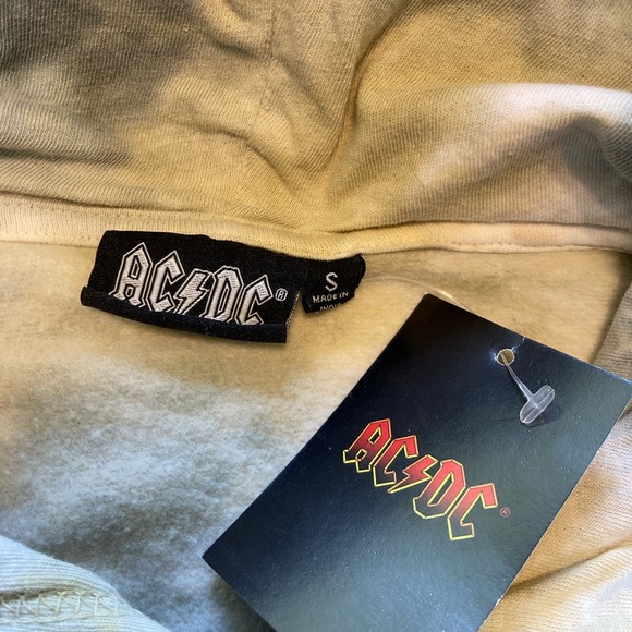 ☘️NWT! ACDC Grey Tie Dye Hoodie☘️ - Picture 3 of 3